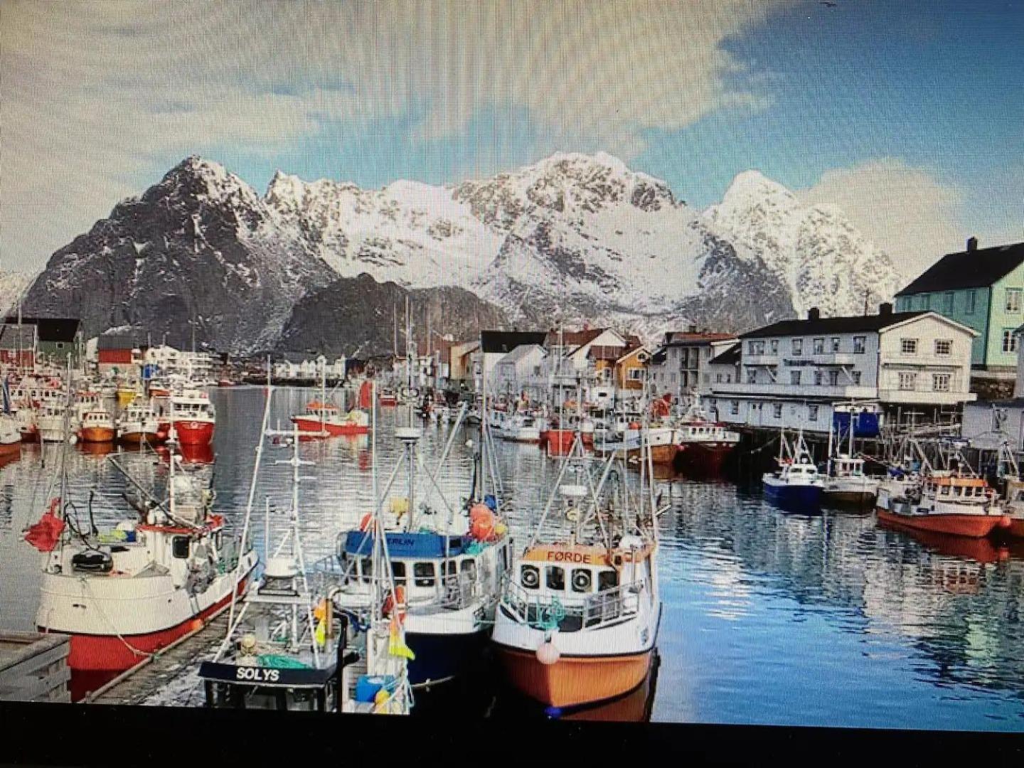 Ny Leilighet I Henningsvaer! 외부 사진